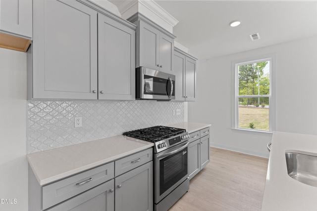 8905 Kennebec Crossing Drive 62, Angier, NC 27501