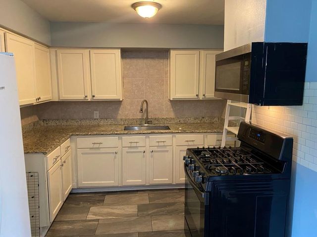 8410 Sonneville Drive, Houston, TX 77080