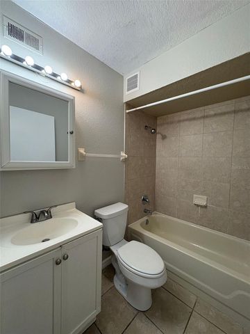 9933 SWEEPSTAKES LANE 6, Orlando, FL 32837