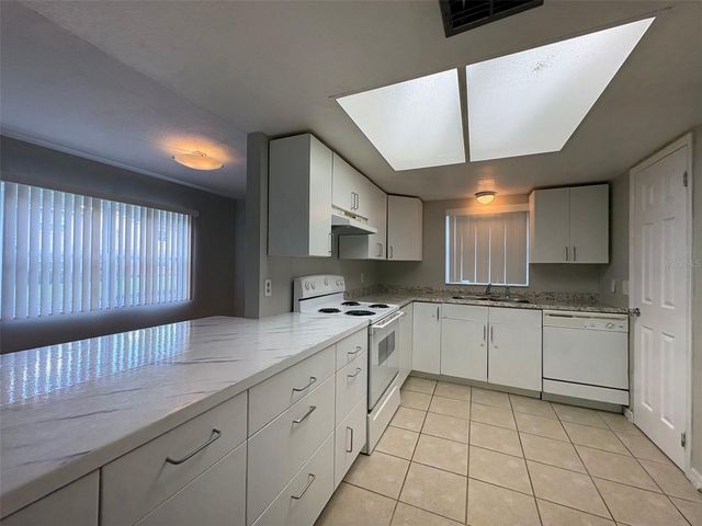 9933 SWEEPSTAKES LANE 6, Orlando, FL 32837