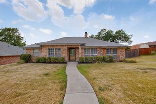 2413 Club Meadow Drive, Garland, TX 75041