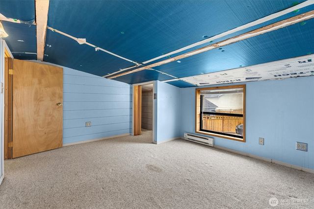 9055 Yakima Avenue, Tacoma, WA 98444