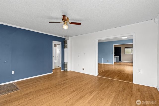 9055 Yakima Avenue, Tacoma, WA 98444