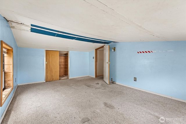 9055 Yakima Avenue, Tacoma, WA 98444