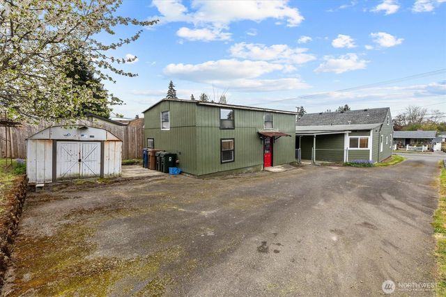 9055 Yakima Avenue, Tacoma, WA 98444
