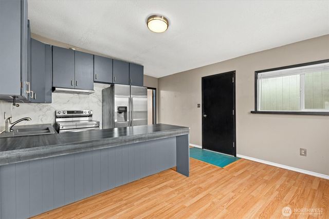 9055 Yakima Avenue, Tacoma, WA 98444