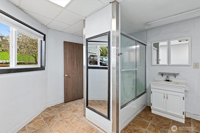9055 Yakima Avenue, Tacoma, WA 98444