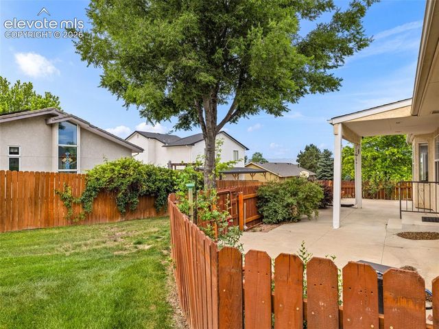 10 Brave Eagle Court, Pueblo, CO 81001