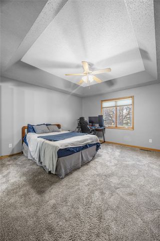 6965 Doubletree Rd NE, Cedar Rapids, IA 52402