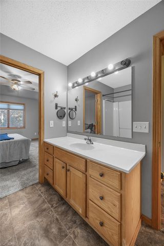 6965 Doubletree Rd NE, Cedar Rapids, IA 52402