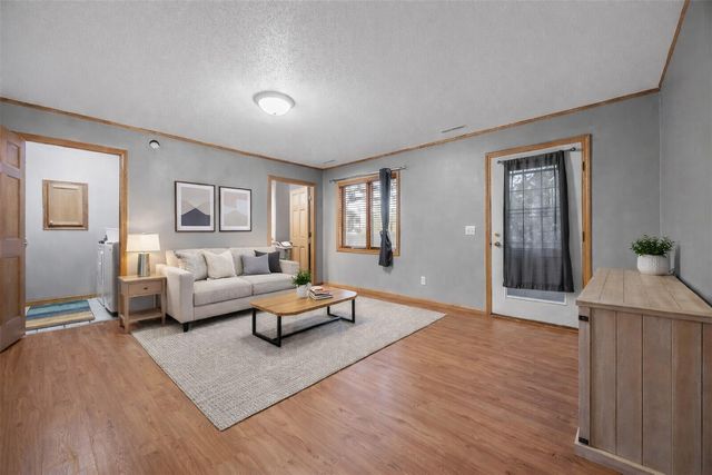 6965 Doubletree Rd NE, Cedar Rapids, IA 52402