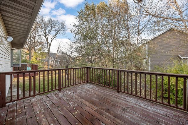 6965 Doubletree Rd NE, Cedar Rapids, IA 52402