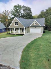61 College Heights Place, Franklin Springs, GA 30639