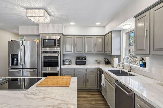 114 Carpenter Road, Dunlap, TN 37327