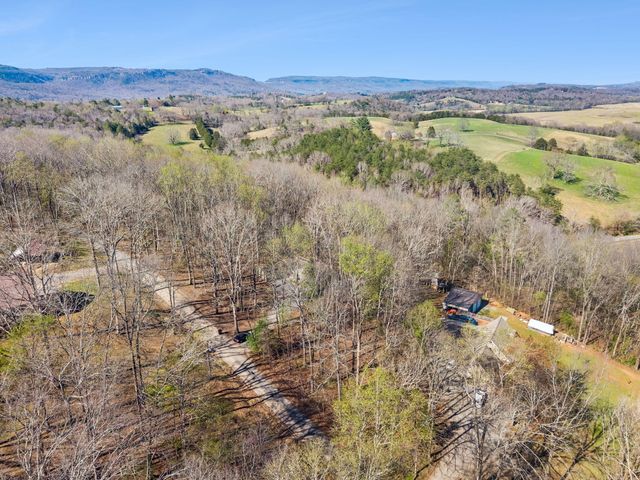 114 Carpenter Road, Dunlap, TN 37327