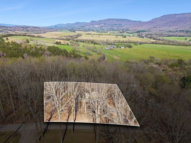 114 Carpenter Road, Dunlap, TN 37327