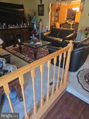 12112 APACHE TEARS CIR, Laurel, MD 20708