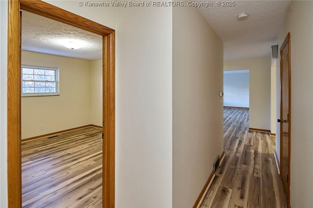 4915 Chesterfield Avenue, Charleston, WV 25304