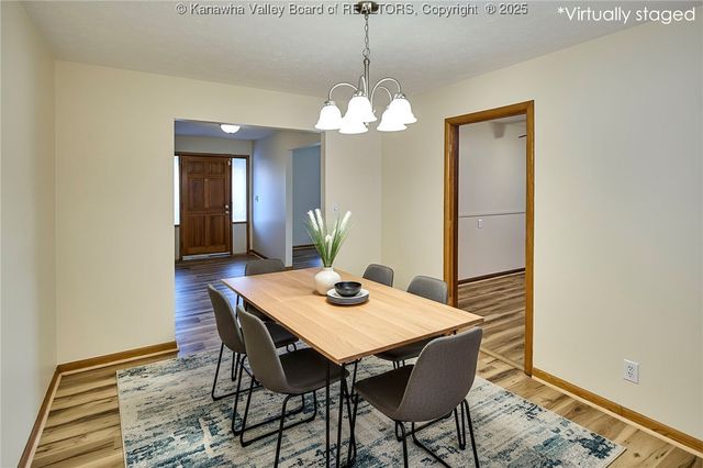 4915 Chesterfield Avenue, Charleston, WV 25304