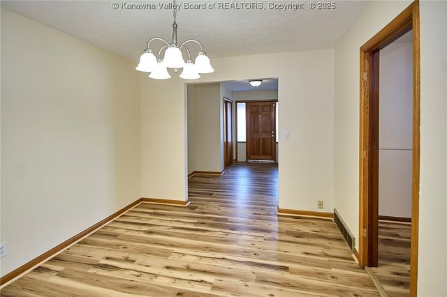 4915 Chesterfield Avenue, Charleston, WV 25304