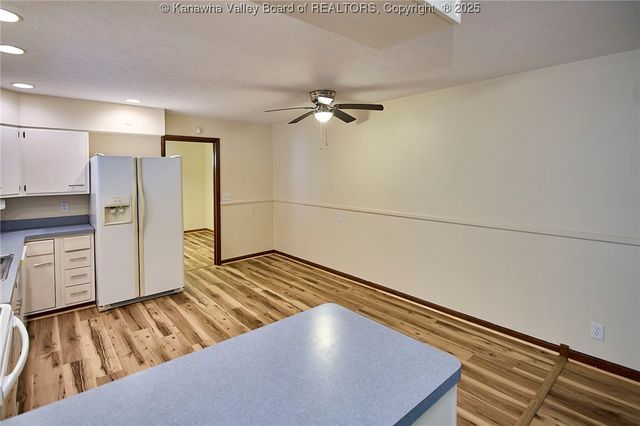 4915 Chesterfield Avenue, Charleston, WV 25304