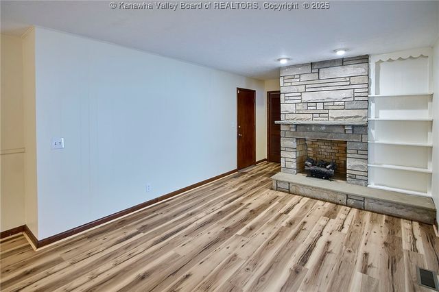 4915 Chesterfield Avenue, Charleston, WV 25304