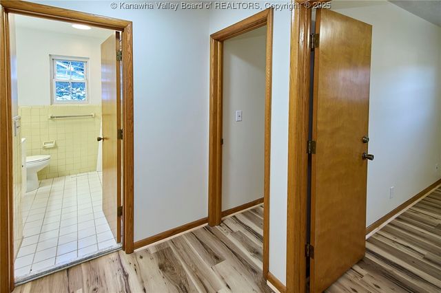 4915 Chesterfield Avenue, Charleston, WV 25304