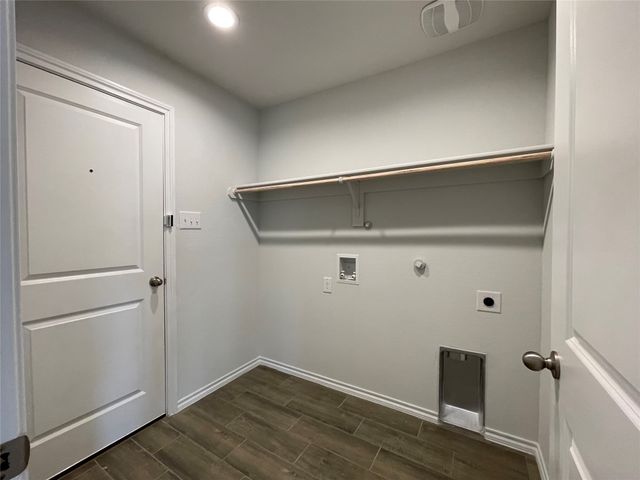 5817 Brookville Drive, Fort Worth, TX 76179