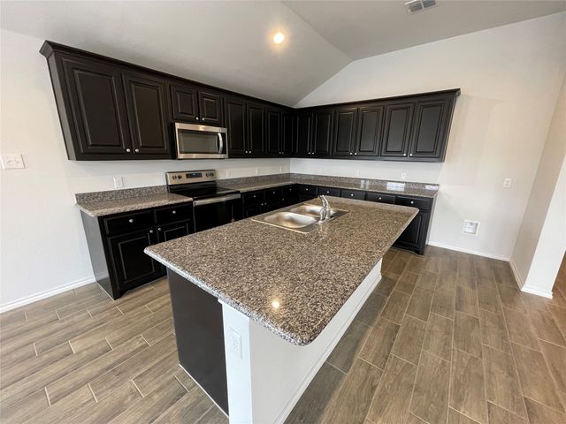 5817 Brookville Drive, Fort Worth, TX 76179