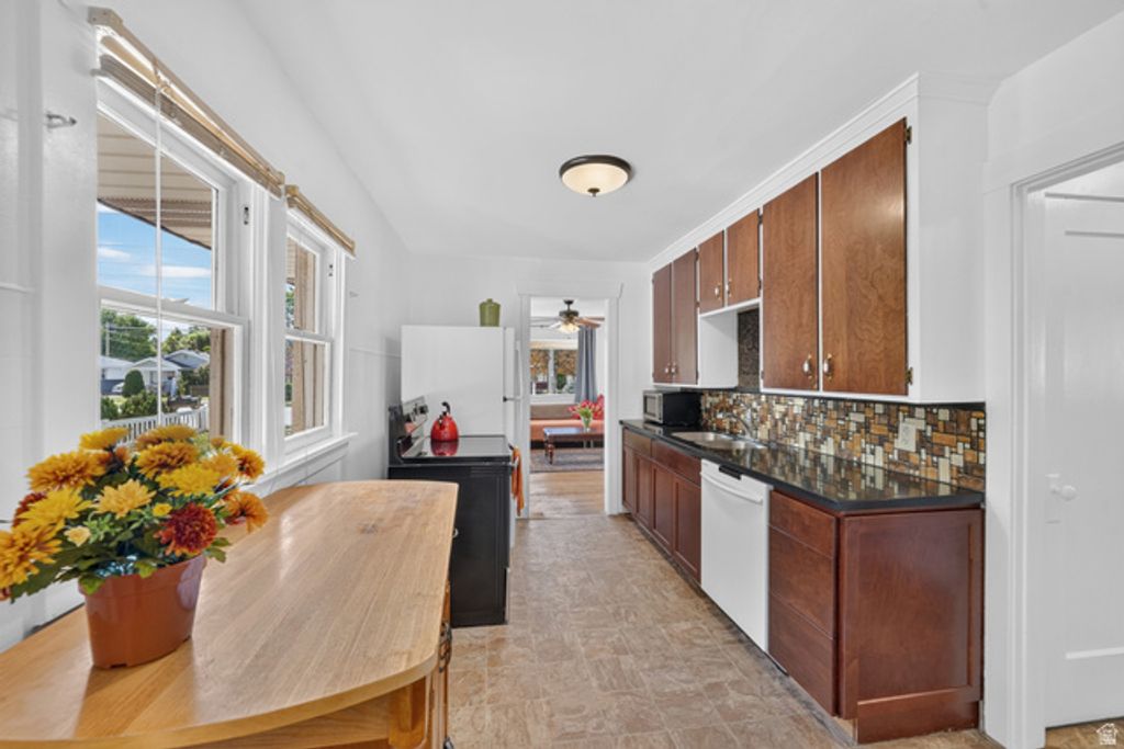 335 E 2700 S, South Salt Lake, UT 84115 — photo 5