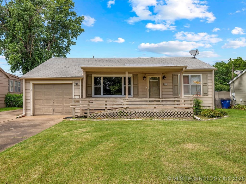 714 W Shawnee Avenue, Nowata, OK 74048