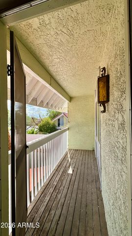1012 E HIGHLAND Avenue, Phoenix, AZ 85014