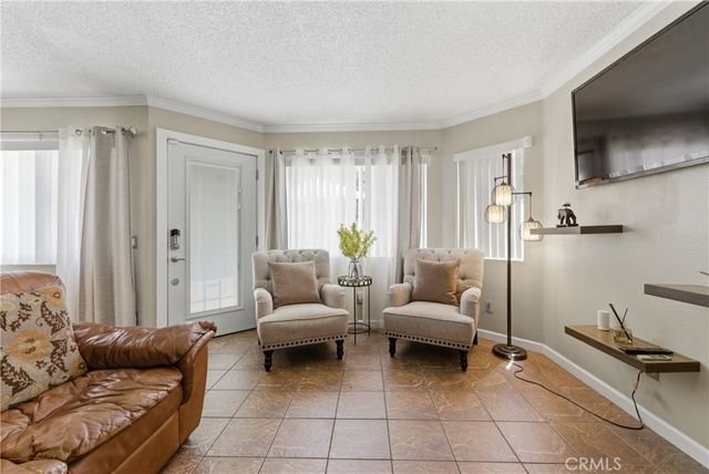 700 W Almond Street, Compton, CA 90220