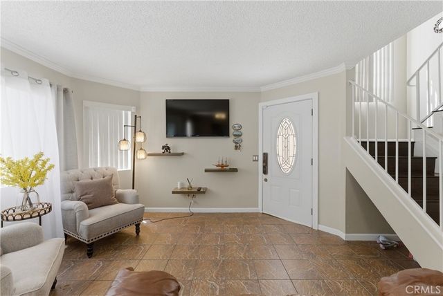 700 W Almond Street, Compton, CA 90220