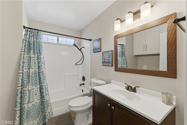 700 W Almond Street, Compton, CA 90220