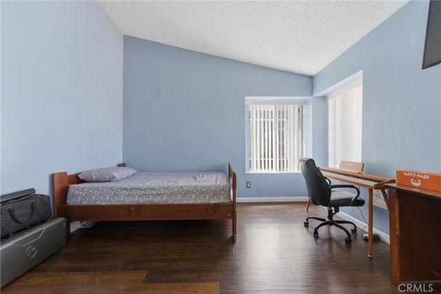 700 W Almond Street, Compton, CA 90220