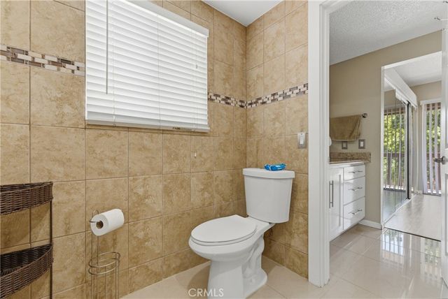 700 W Almond Street, Compton, CA 90220