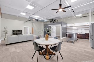 3363 E Commerce St Unit 101, San Antonio, TX 78220