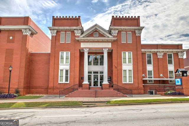 2402 Malster Lane, Lawrenceville, GA 30043