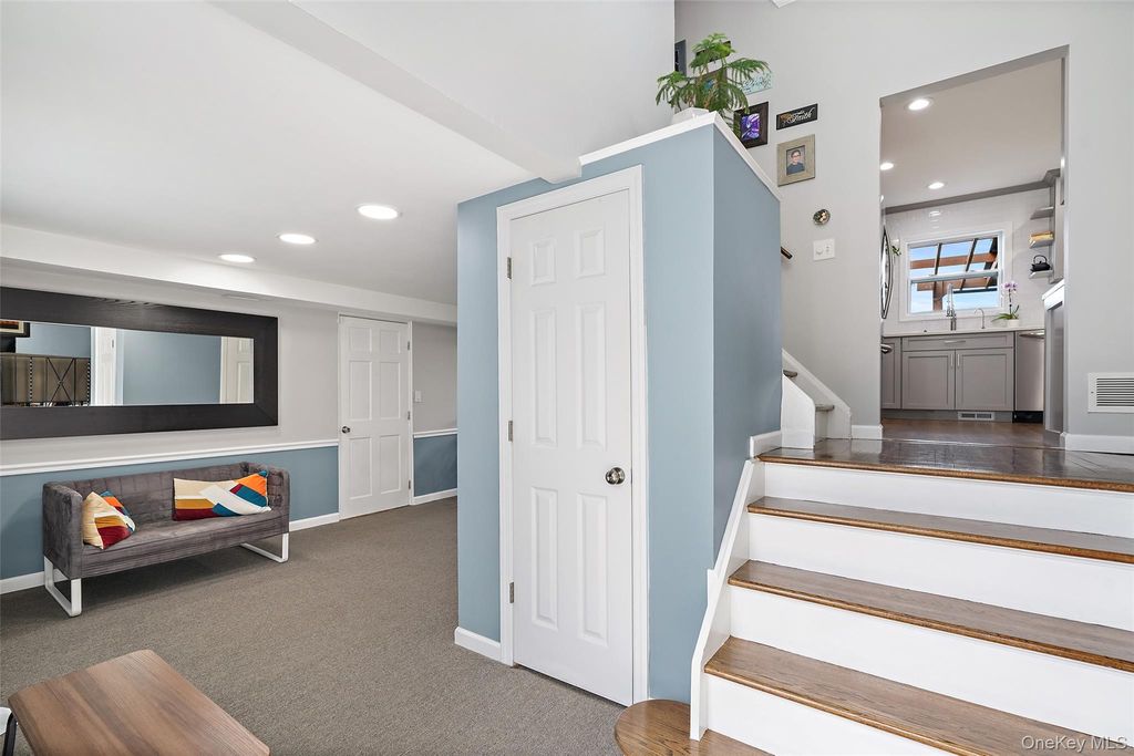 6 S High Street, Elmsford, NY 10523 — photo 2