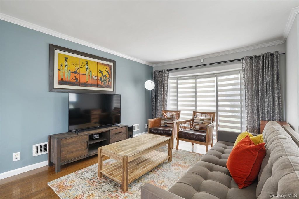 6 S High Street, Elmsford, NY 10523 — photo 4