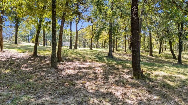 16615 Richardson Road, Skiatook, OK 74070