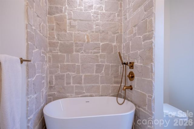 150 Driftwood Drive, Mooresville, NC 28117