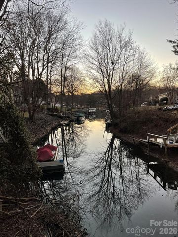 150 Driftwood Drive, Mooresville, NC 28117