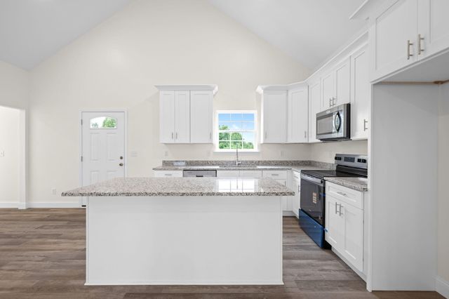 890 Michaels Road, Trenton, GA 30752