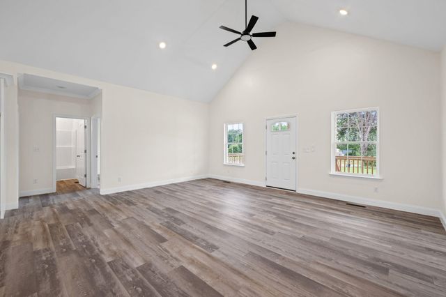 890 Michaels Road, Trenton, GA 30752