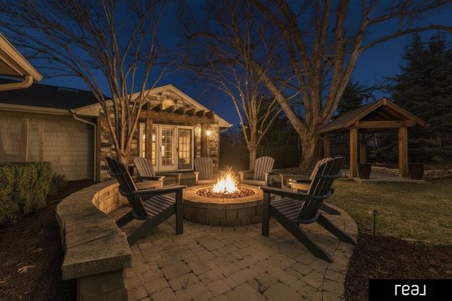 805 Ridgewood Avenue, Omaha, NE 68114