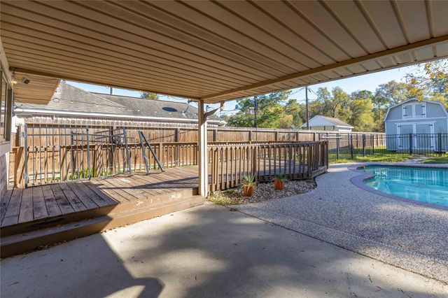 9810 Ellen Street, Baytown, TX 77521