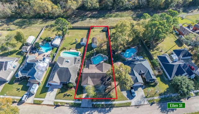 9810 Ellen Street, Baytown, TX 77521