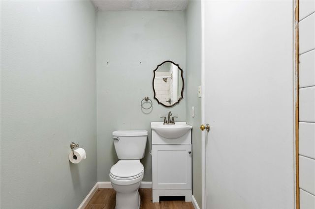 9810 Ellen Street, Baytown, TX 77521